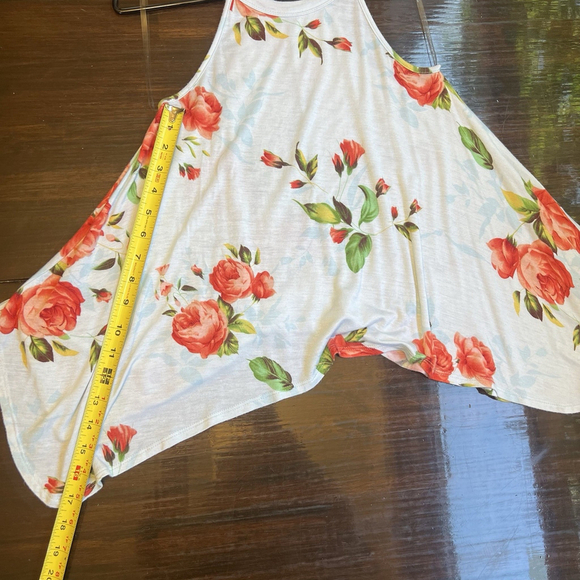 Sweet Claire Floral Tank Top Light Blue Racerback Tunic Flowy Size Small - Picture 9 of 10